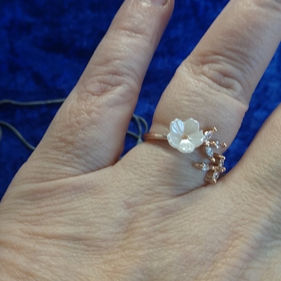 Rose Gold Plated Cherry Blossom Flower Bypass Ring CZ Crystal Sparkle - Picture 4 of 10
